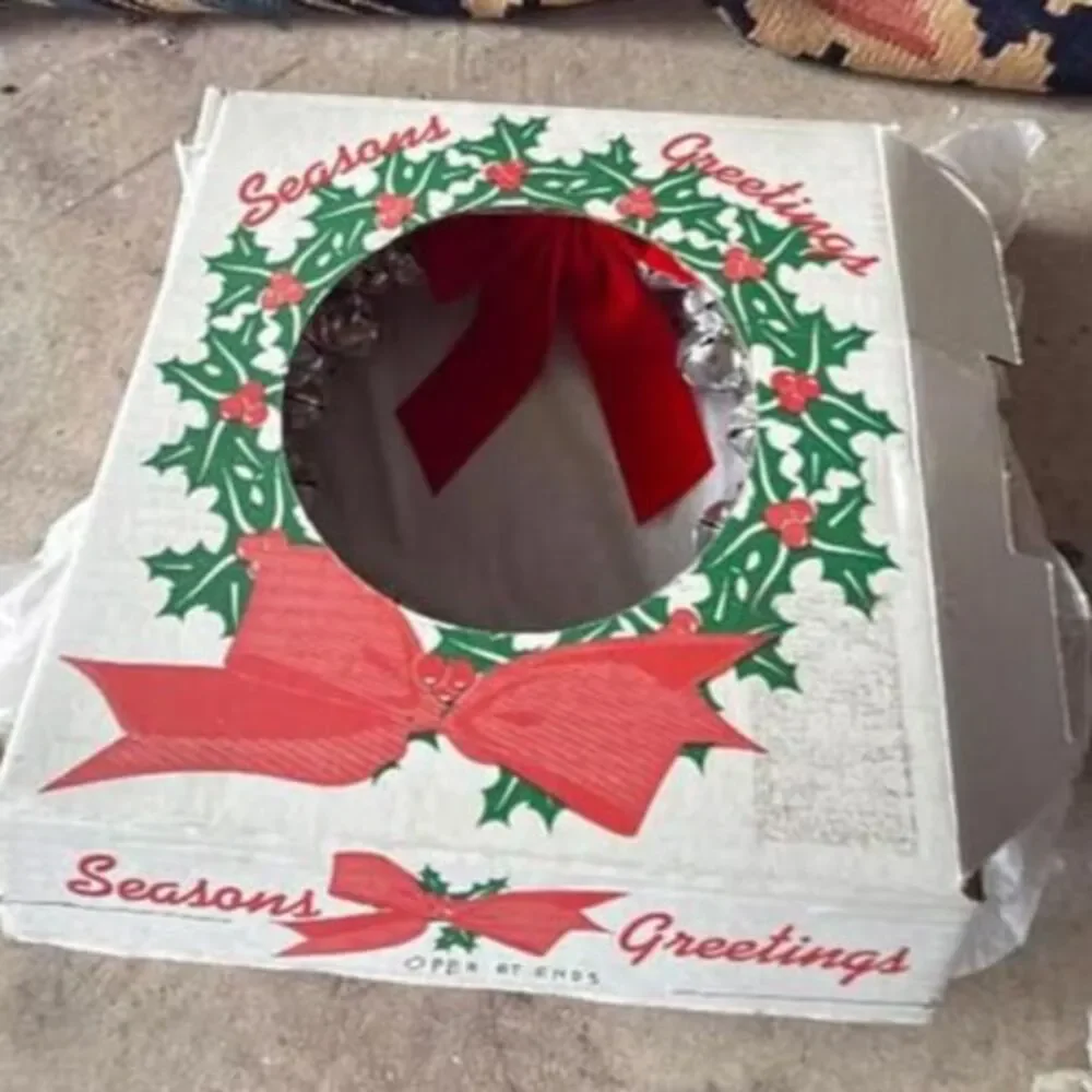 Williams‎ Sonoma Silver Jingle Bell Holiday Wreath